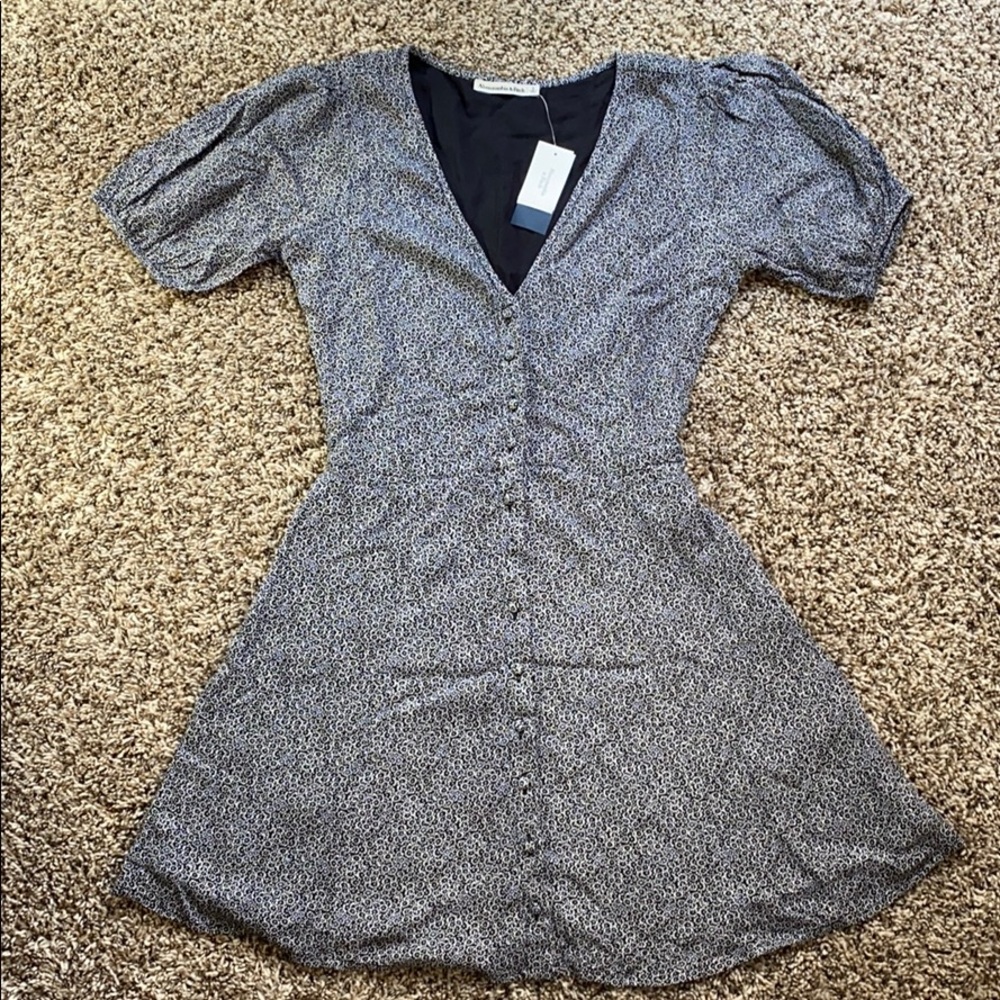 Abercrombie Puff-Sleeve Button-Front Mini Dress